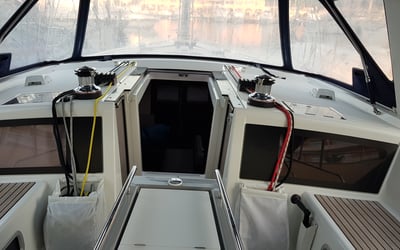 Senza Fine  ( A/C and Generator )