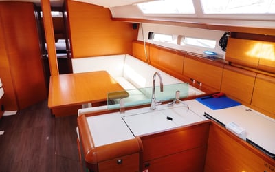 Interior - saloon (photo taken 2019)