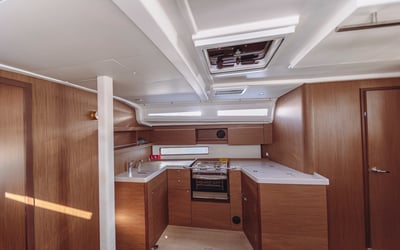 Miro 2022 ( Beneteau Oceanis 40.1 ft)