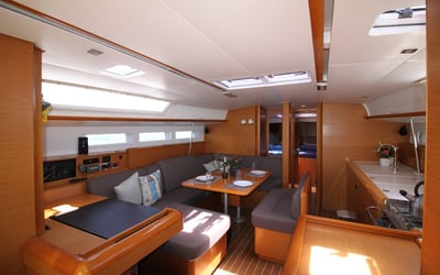 King of hearts - (A/C - Generator - Refit 2022)