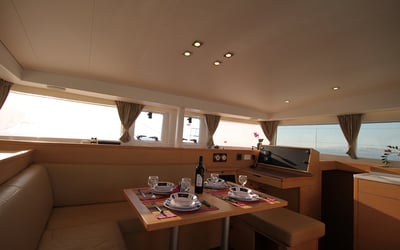 Sailing Blue 4 - Refit 2021