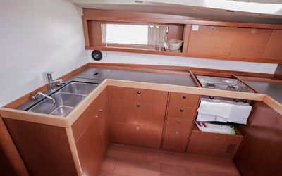 Nabucco: Forward Cabin #2 (Cabin Charter - 2 pax) Fully Crewed, ALL EXPENSES