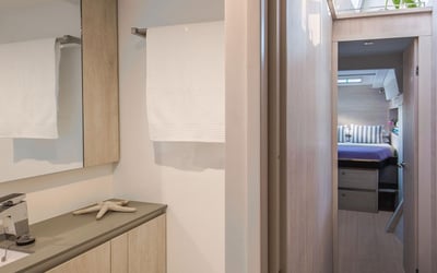 Moorings 5000-5 Club