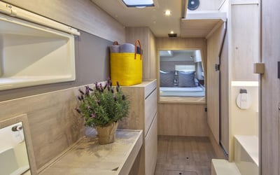 Moorings 433 PC Club