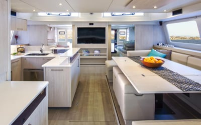 Moorings 5800 Crewed