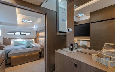 Moorings 5200 Exclusive Plus