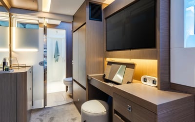 Moorings 5200 Exclusive Plus