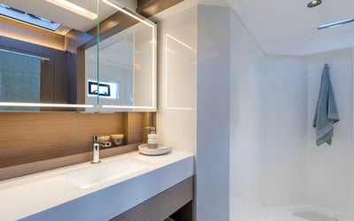 Moorings 5200 Exclusive Plus