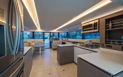 Moorings 534 PC Crewed