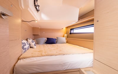 Sunsail 41.3 Premium Plus