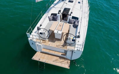 Sunsail 42 Premium
