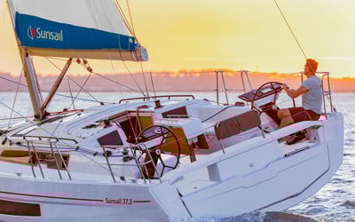 Sunsail 37.3 Premium Plus