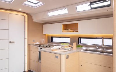 Sunsail 41.3 Premium