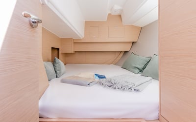 Sunsail 37.3 Premium Plus