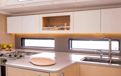 Sunsail 41.3 Premium Plus