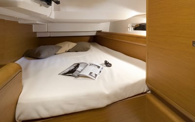 Sunsail 41.1 Classic