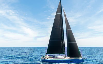 Avalon - Luxury - A/C, Watermaker