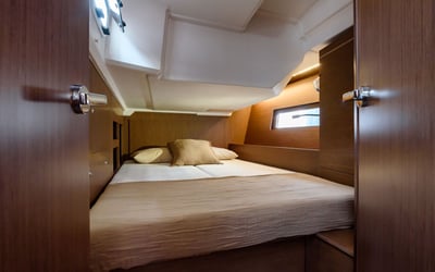 Circe - Water maker, Solar Panel