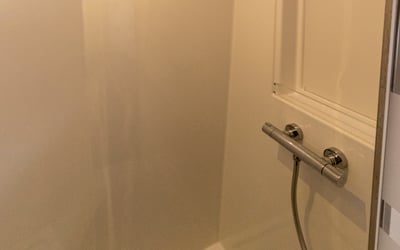 Papa Charlie - A/C, Generator, Water maker