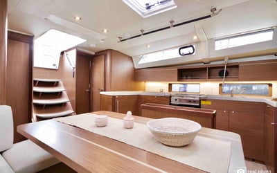 Nora - Water maker, Solar Panel