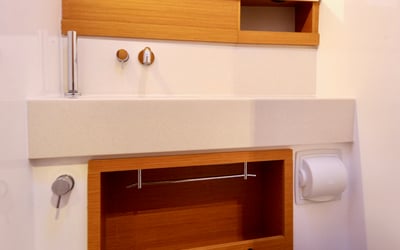 Thea - A/C, Generator, Water maker, Solar Panel