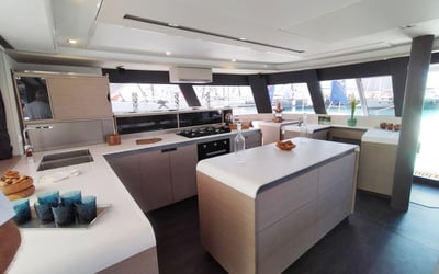 Libertà - Luxury Catamaran, A/C, Generator, Water maker, Solar panel