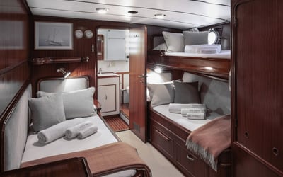 Five Angels - Motor yacht