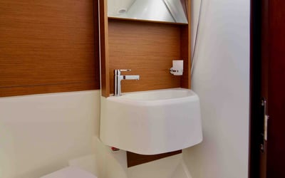 Elettra - Water maker, Solar Panel