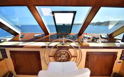 Comfort cabin upper deck 4