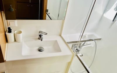 OLOKUM Denia BAREBOAT