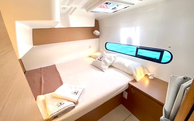 YEMAYA Mallorca BAREBOAT