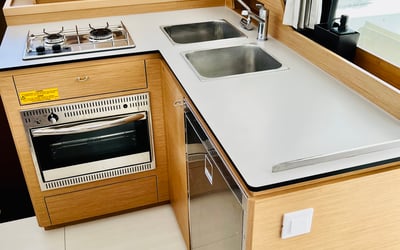 MOANA Denia BAREBOAT