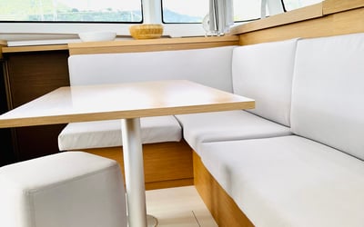 MOANA Denia BAREBOAT