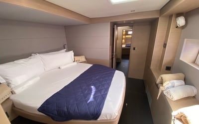 The Moon - FIRST CLASS