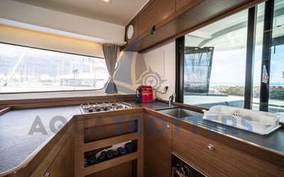 Silver VIII  (A/C and Generator)