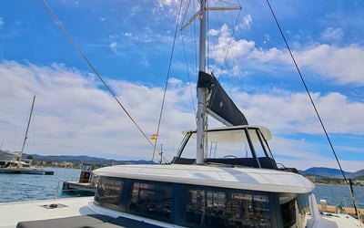 Mast + Sun Deck