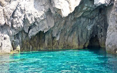 Aeolian Island Cabin 1