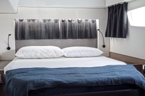 Lalena (WM - A/C - Generator)