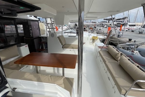 Red Rose - Skippered