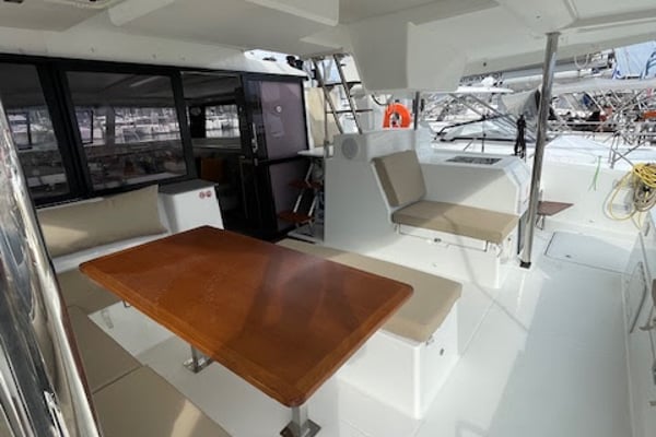 Red Rose - Skippered