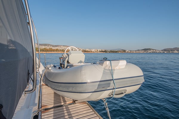 NOU NOU 1 - Skippered - Green Wave