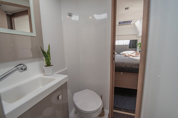 NOU NOU 1 - Skippered - Green Wave