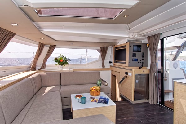 Helidoni - Skippered