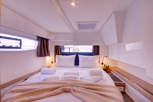 Helidoni - Skippered