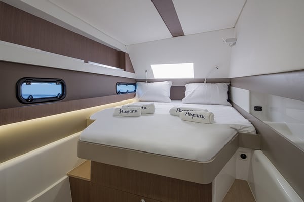 Paspartu | A/C generator watermaker