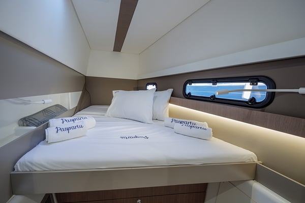 Paspartu | A/C generator watermaker