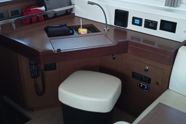 Selene | A/C generator watermaker