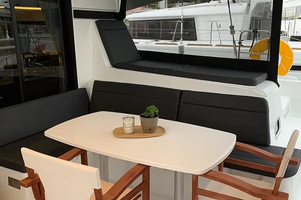 Majorelle Blue | A/C generator watermaker