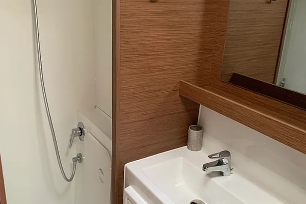 Majorelle Blue | A/C generator watermaker