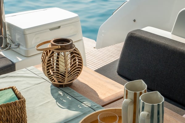 Cockpit table detail